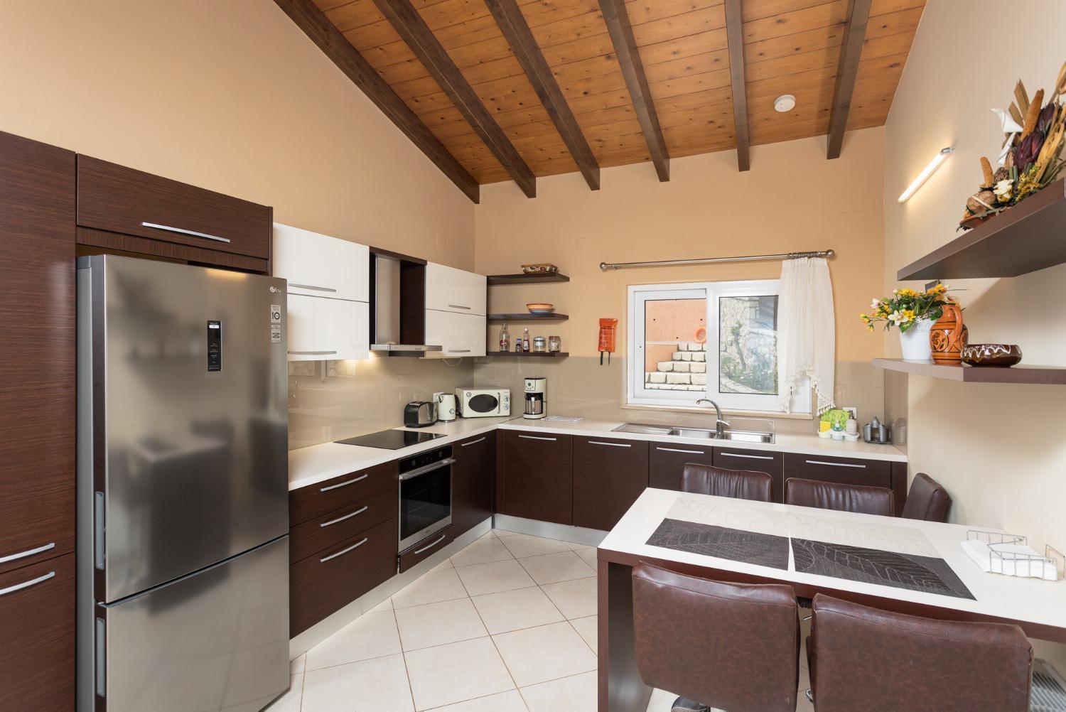 Villa Konstantinos Katávolos Екстериор снимка