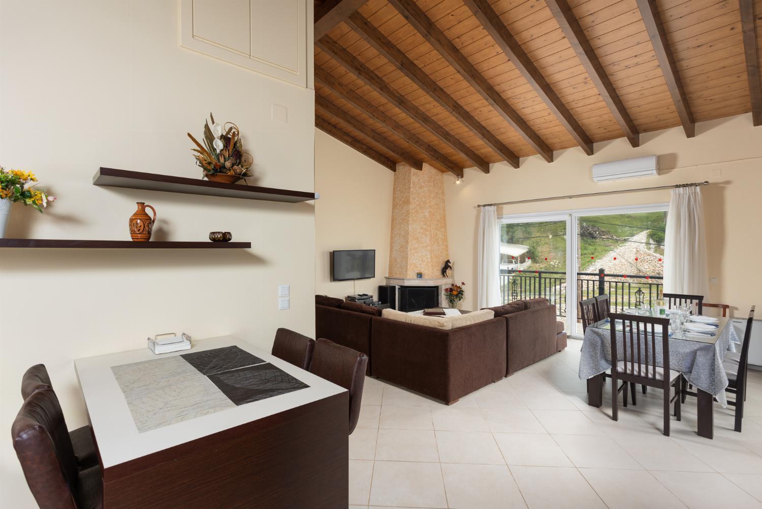 Villa Konstantinos Katávolos Екстериор снимка