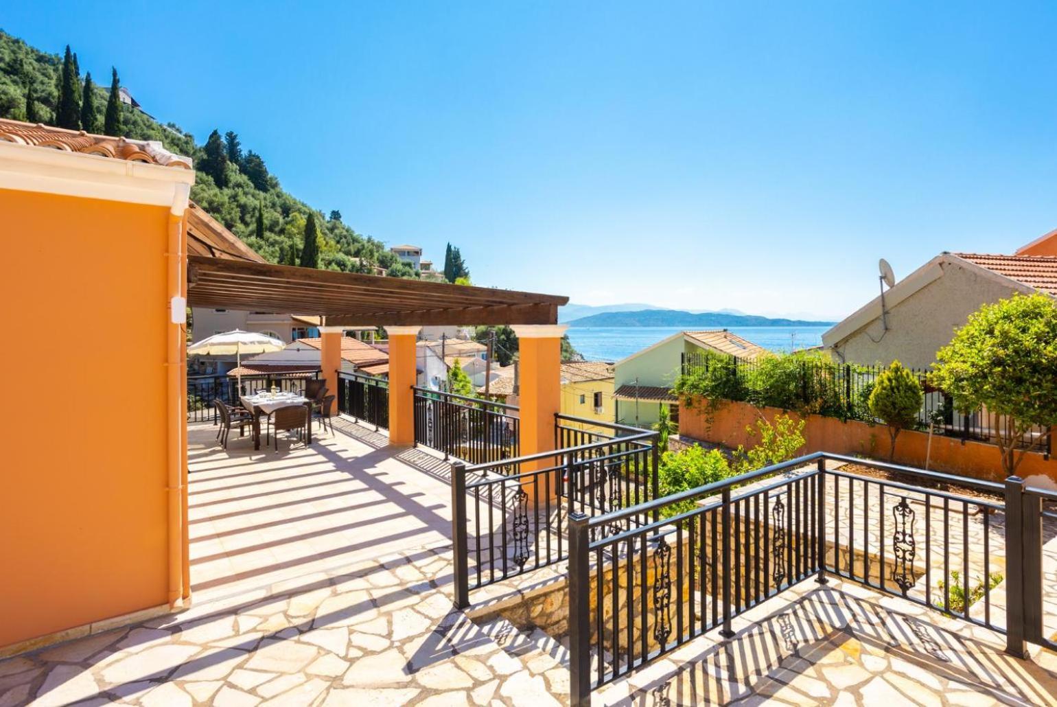 Villa Konstantinos Katávolos Екстериор снимка