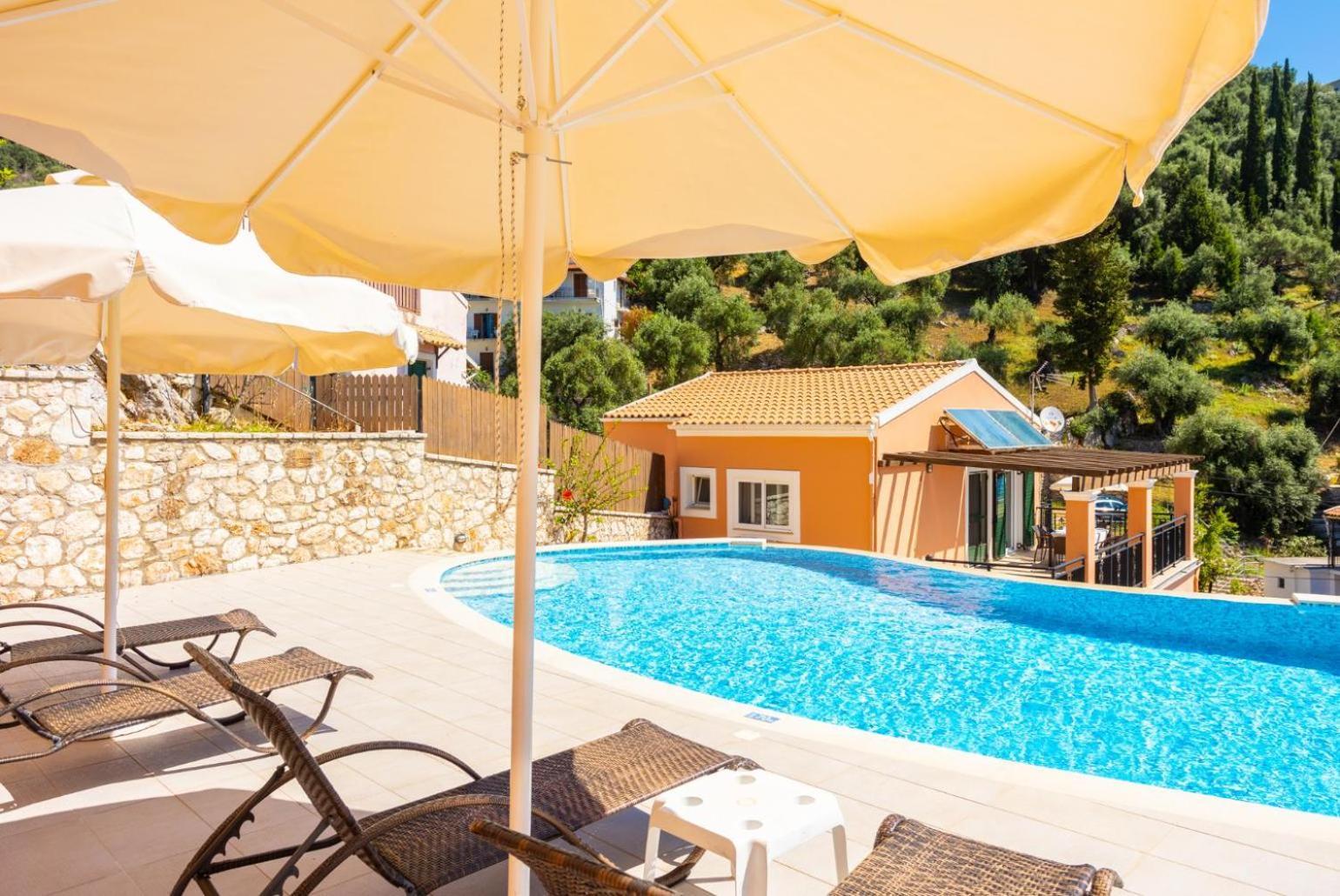 Villa Konstantinos Katávolos Екстериор снимка