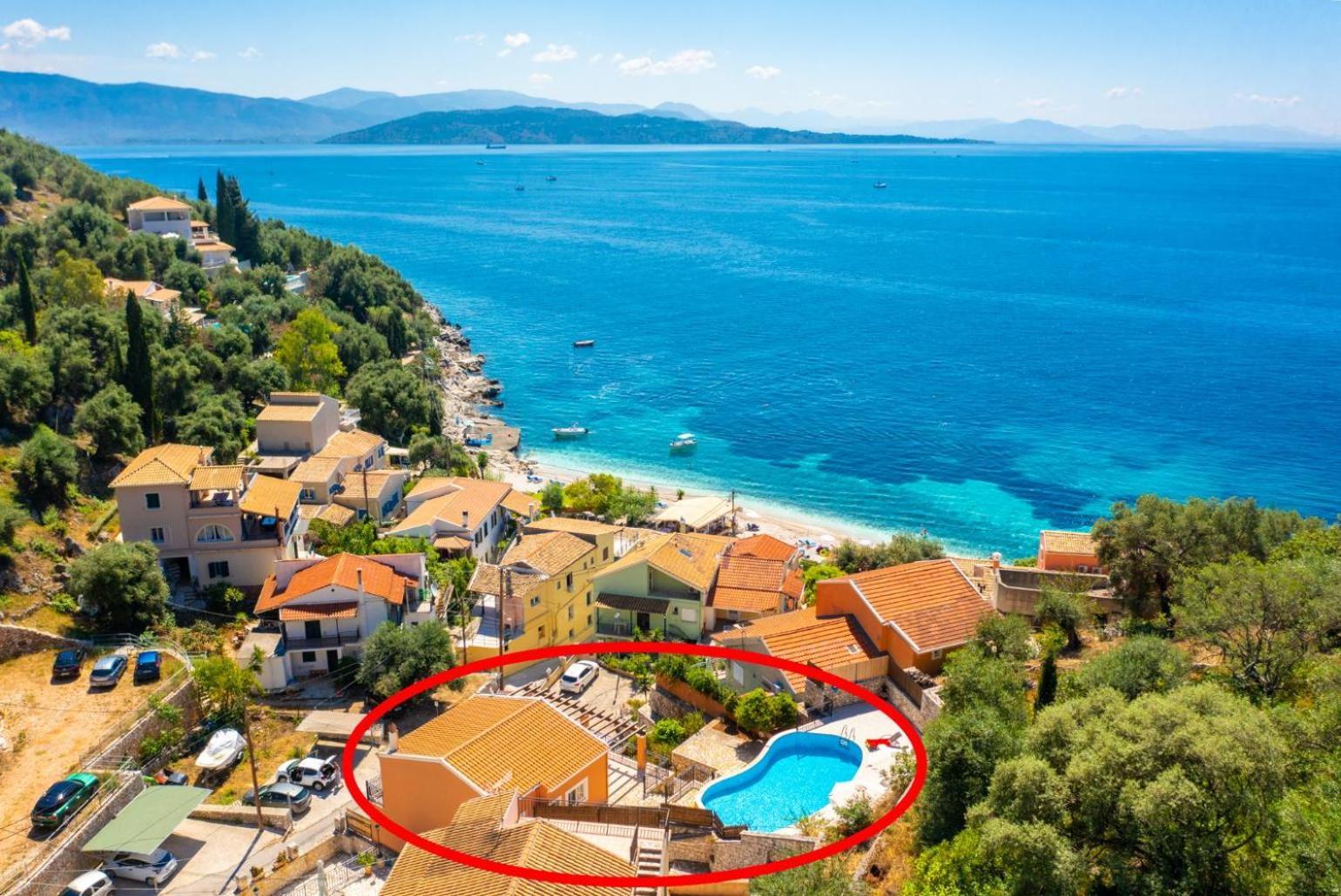 Villa Konstantinos Katávolos Екстериор снимка